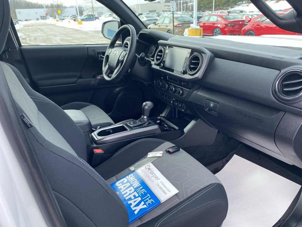 Used 2023 Toyota Tacoma TRD Sport w/ Technology Package image 11