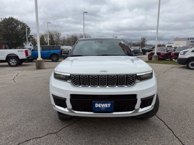 Used 2023 Jeep Grand Cherokee L Summit AWD/4WD image 2
