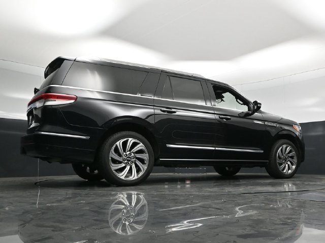 Used 2022 Lincoln Navigator L Reserve AWD/4WD image 62