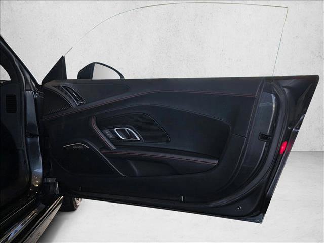 Used 2018 Audi R8 V10 plus image 13