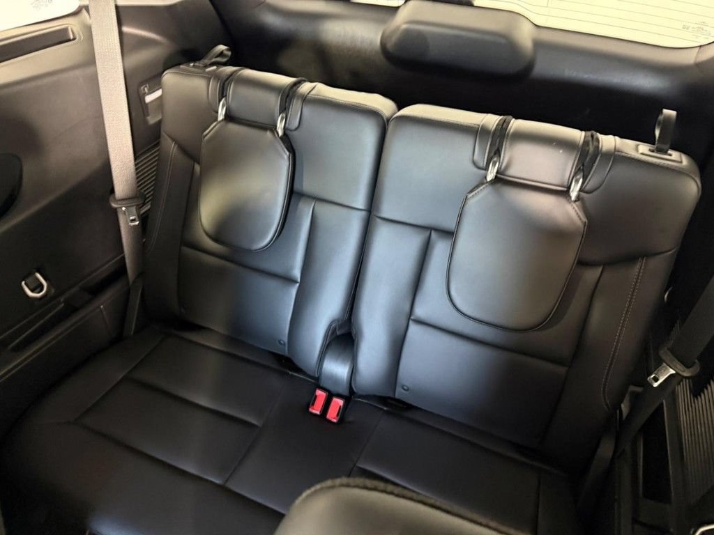 Used 2023 Ford Explorer XLT w/ Equipment Group 202A AWD/4WD image 22