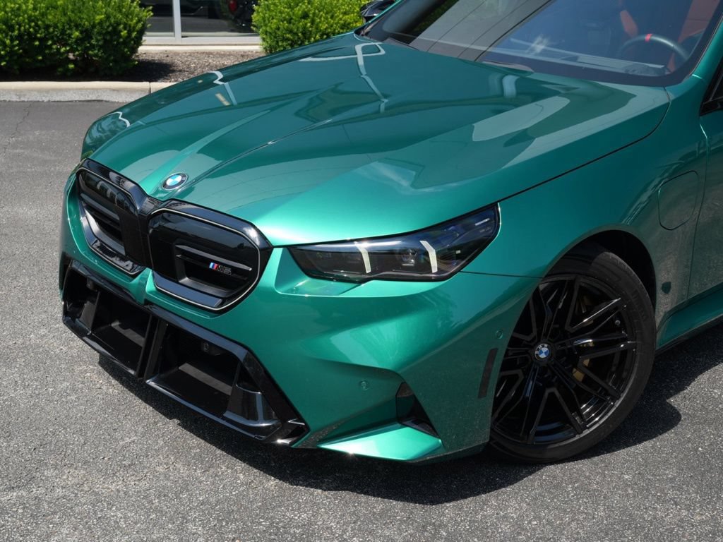 Used 2025 BMW M5 Touring AWD/4WD image 4