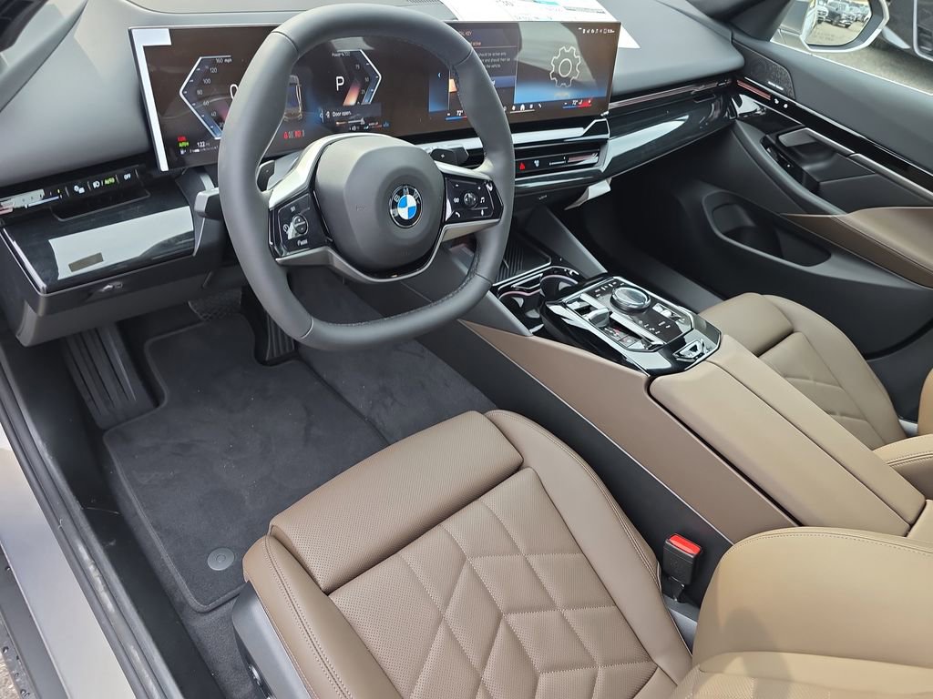New 2026 BMW 530i xDrive w/ Premium Package image 9