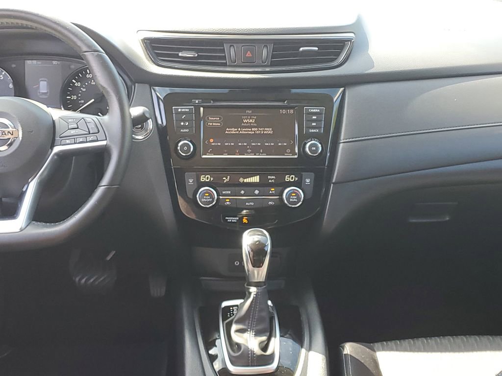 Certified 2020 Nissan Rogue SV FWD image 21