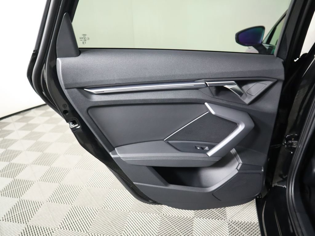 Used 2025 Audi A3 2.0T Premium image 28