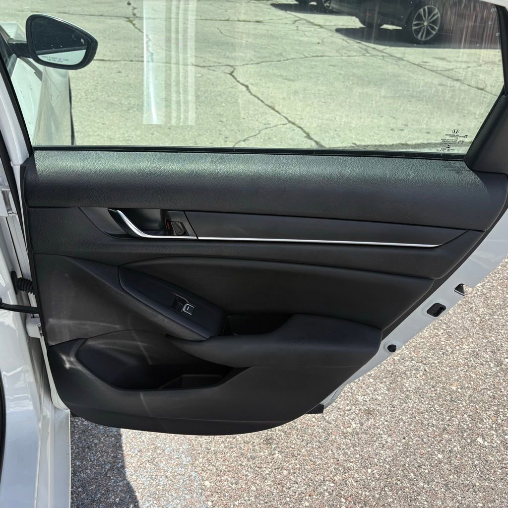 Used 2020 Honda Accord Sport image 14