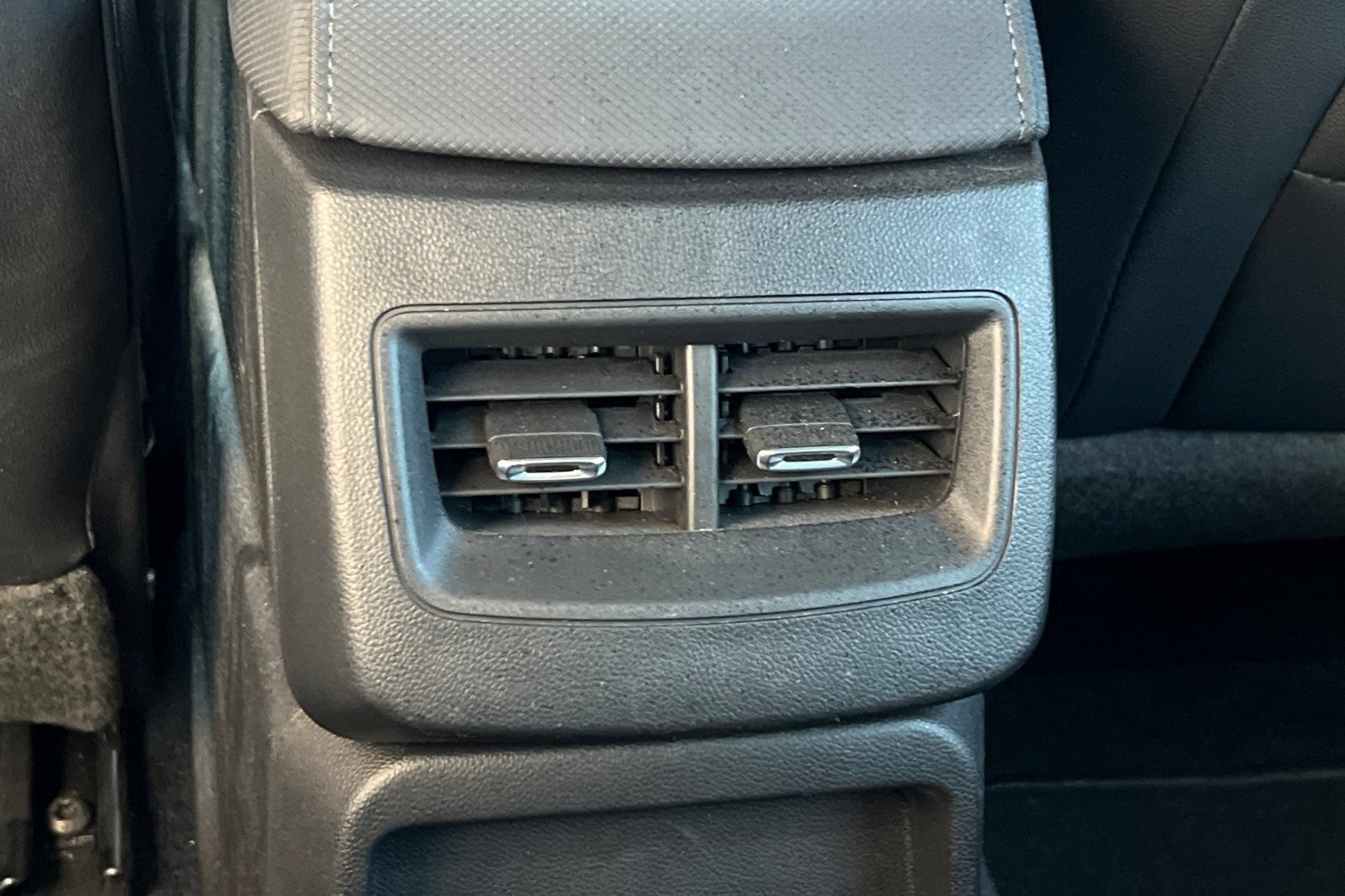 Used 2024 Chevrolet Equinox EV RS FWD image 20