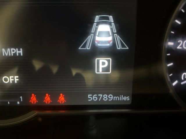 Used 2023 Nissan Versa SV image 18