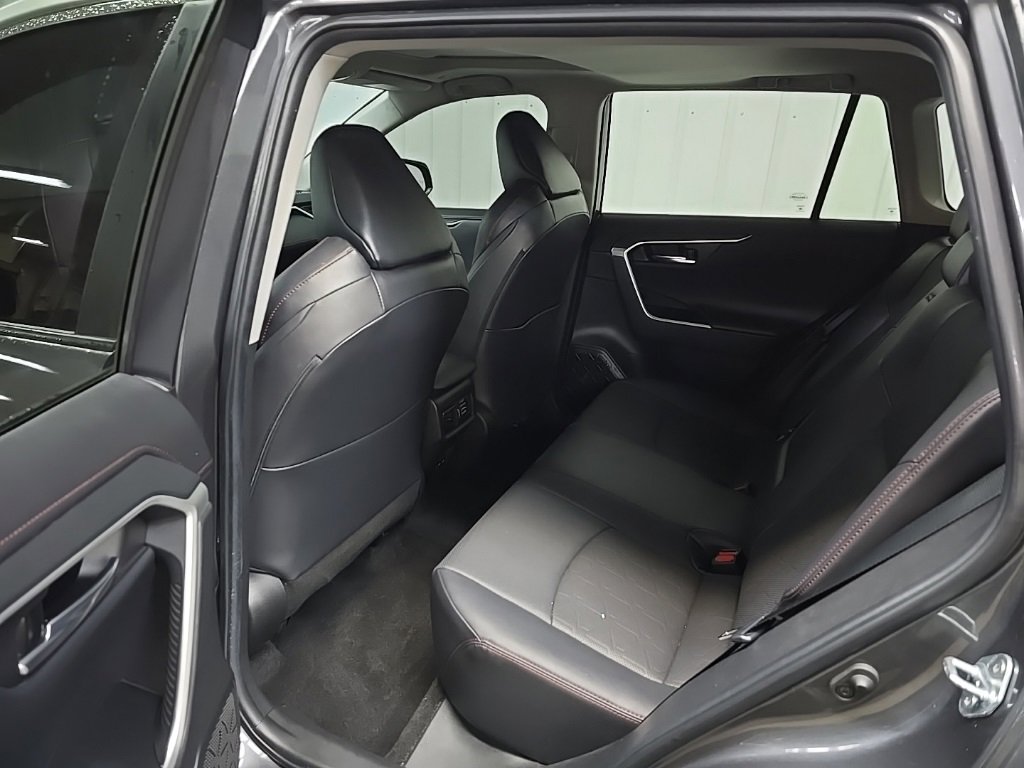 Used 2023 Toyota RAV4 TRD Off-Road image 31