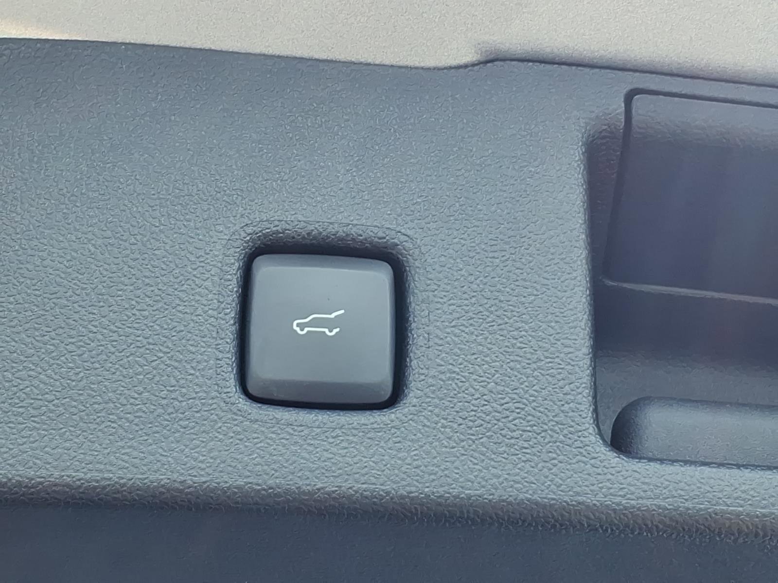 Used 2024 Ford Escape Active w/ Tech Pack #1 AWD/4WD image 19