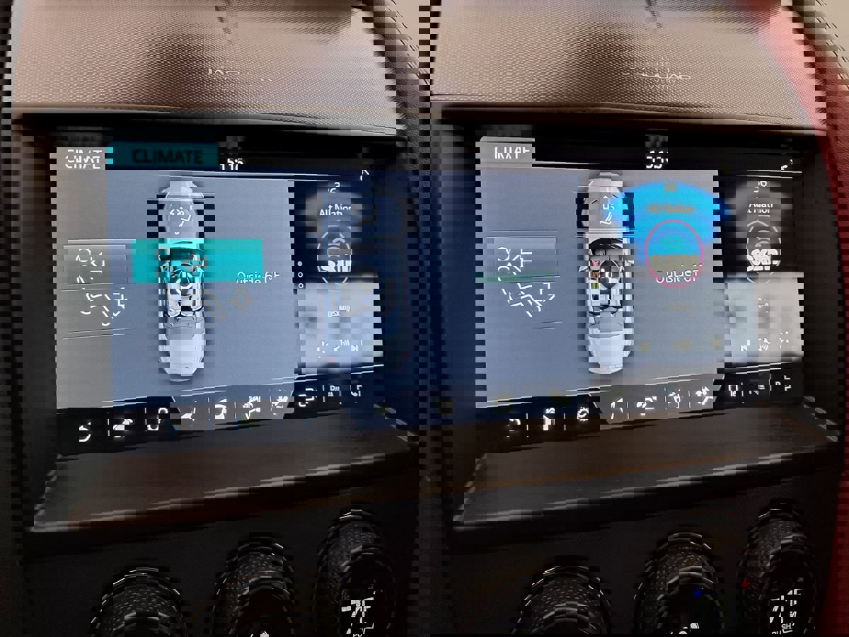 Used 2021 Jaguar F-TYPE Convertible image 34