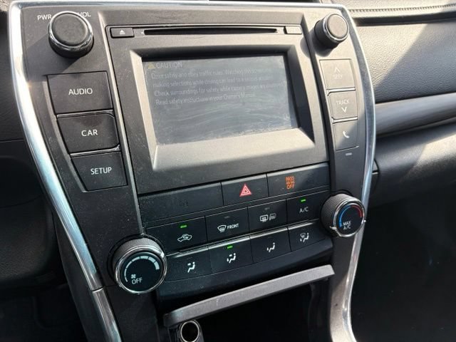 Used 2015 Toyota Camry LE FWD image 8