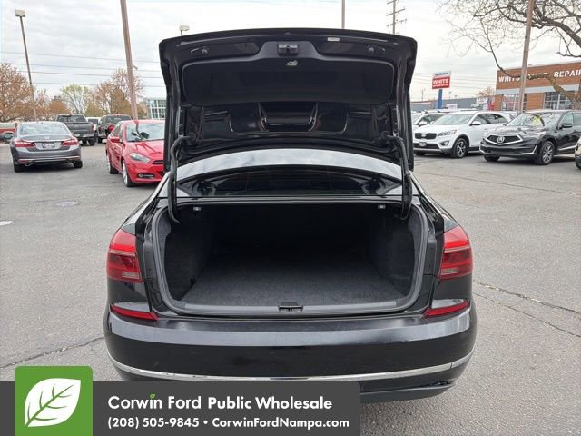 Used 2017 Volkswagen Passat 1.8T SE w/ SE Lighting Package image 30