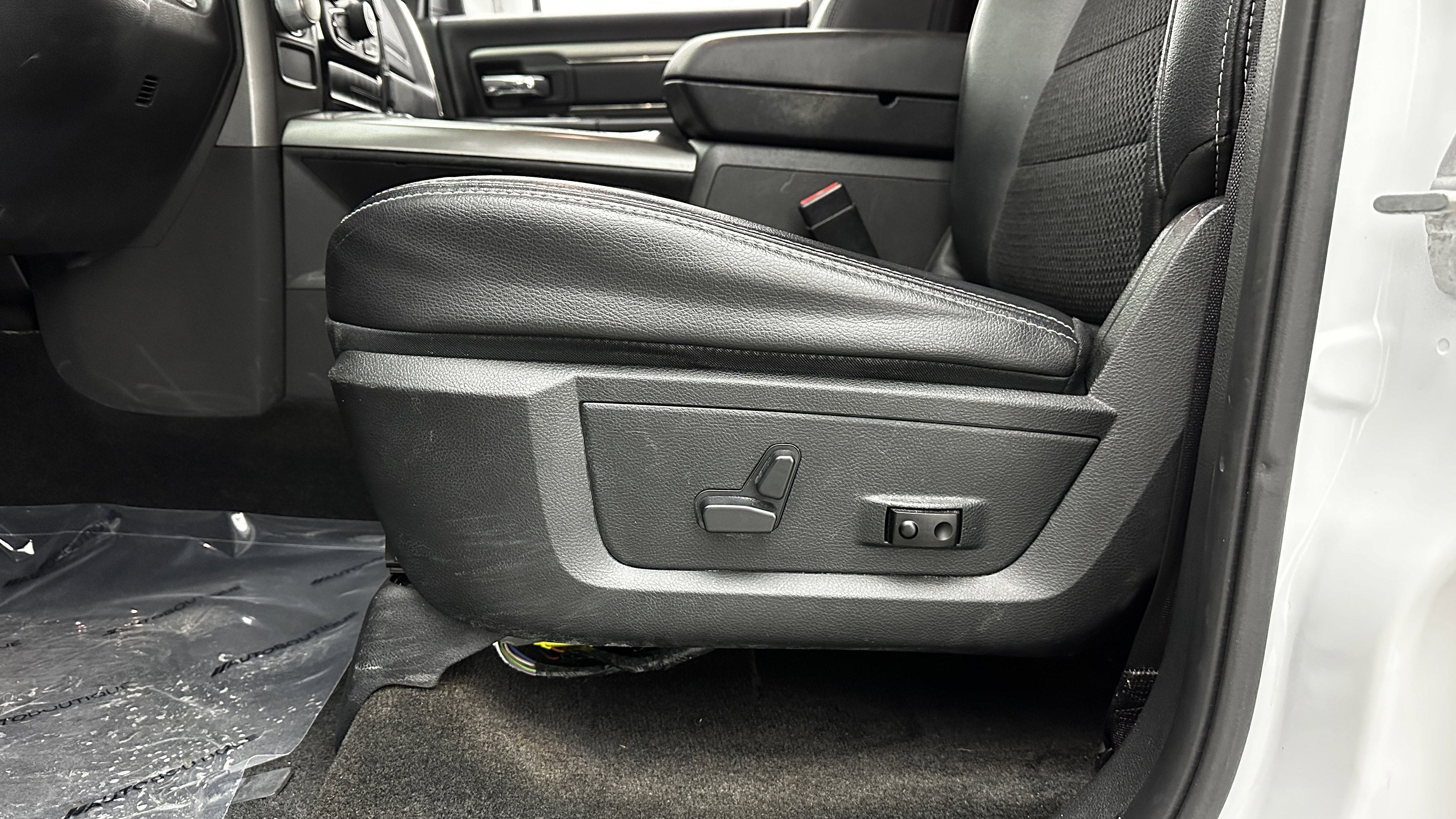 Used 2018 RAM 1500 Sport w/ Convenience Group image 14