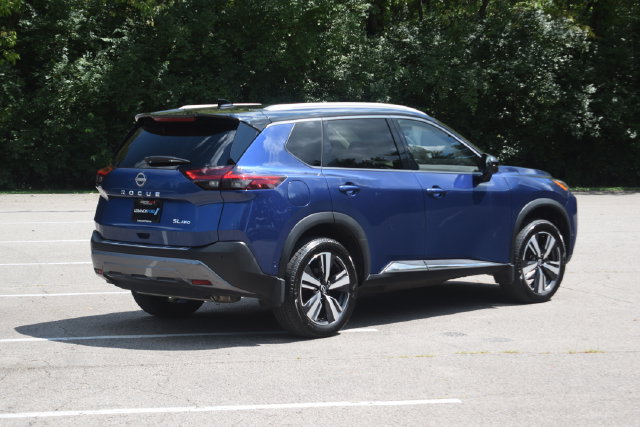 Used 2023 Nissan Rogue SL w/ SL Premium Package AWD/4WD image 26