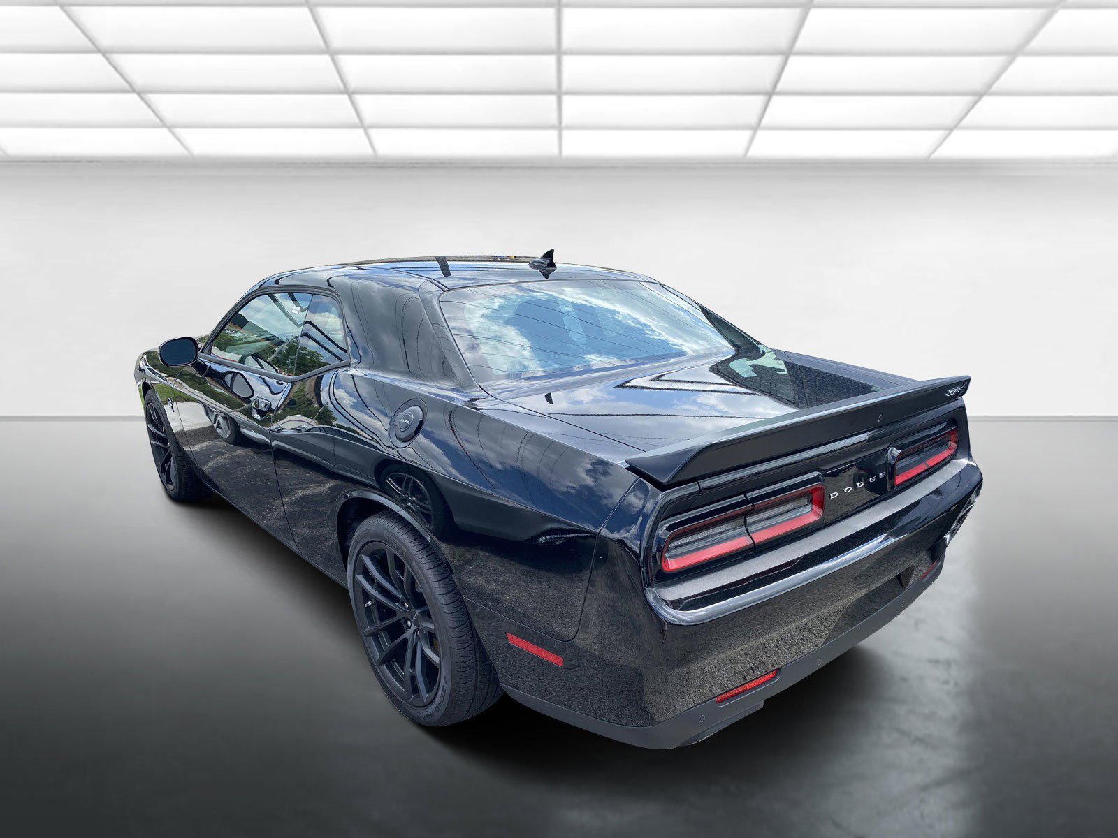 Used 2023 Dodge Challenger SRT Hellcat RWD image 6