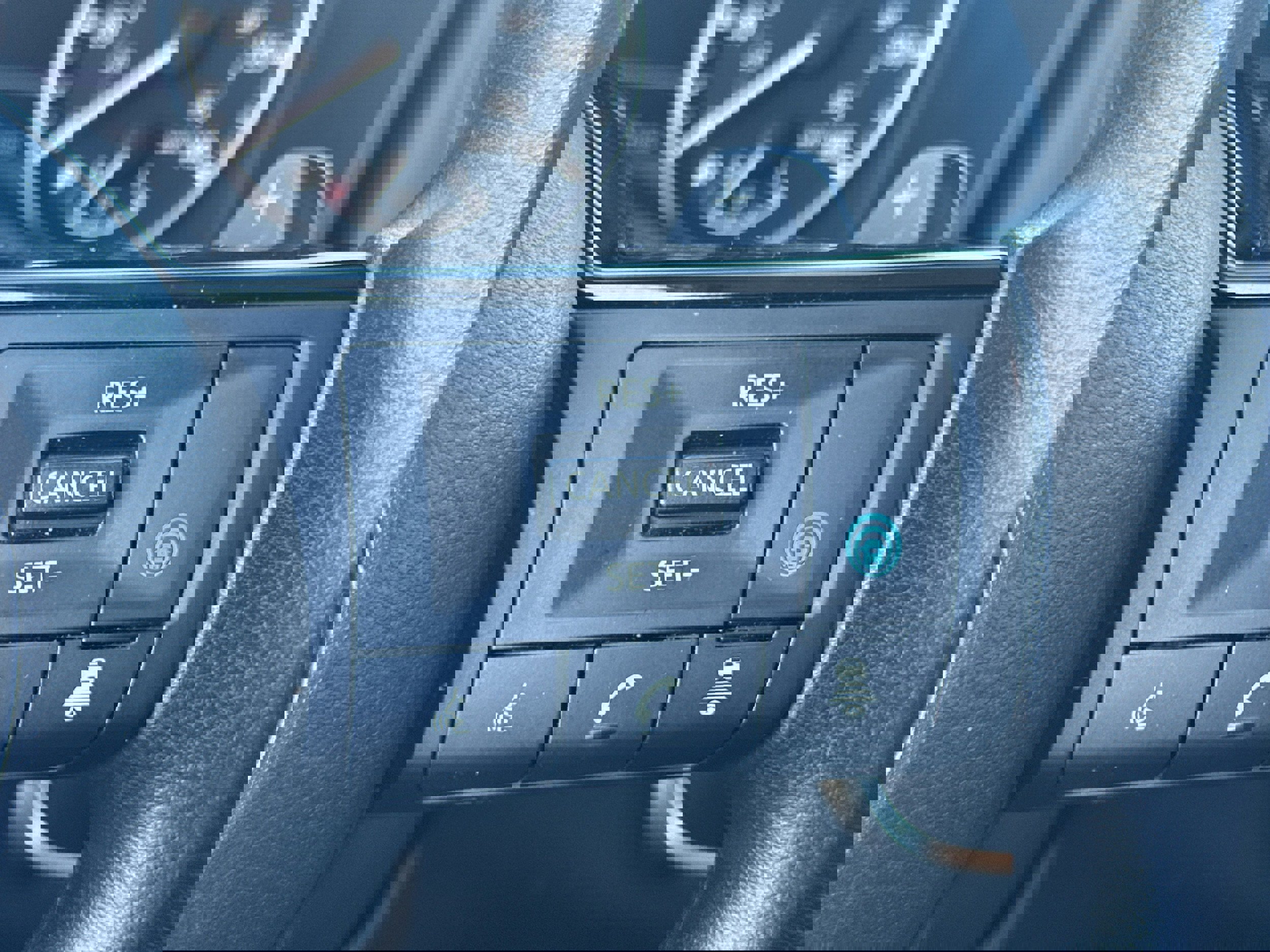 Used 2023 Nissan Rogue SV image 25