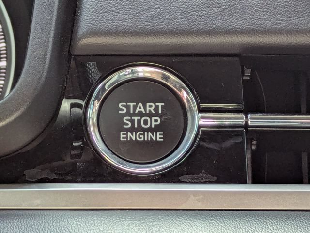 Used 2024 Mitsubishi Outlander ES FWD image 30