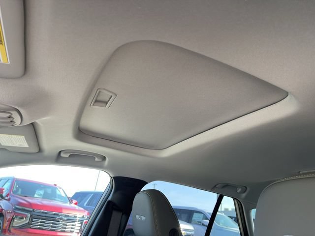 New 2026 Chevrolet Trax ACTIV w/ Sunroof Package FWD image 21