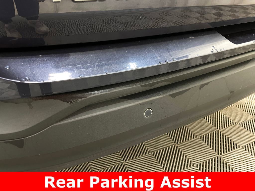 Certified 2018 GMC Terrain SLE w/ Driver Convenience Package image 14