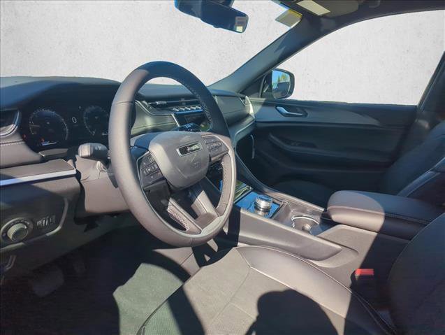 New 2025 Jeep Grand Cherokee Altitude video 2