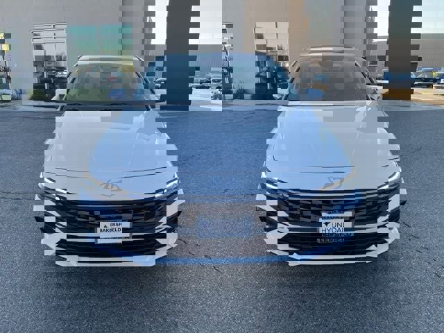 New 2026 Hyundai Elantra Limited image 39