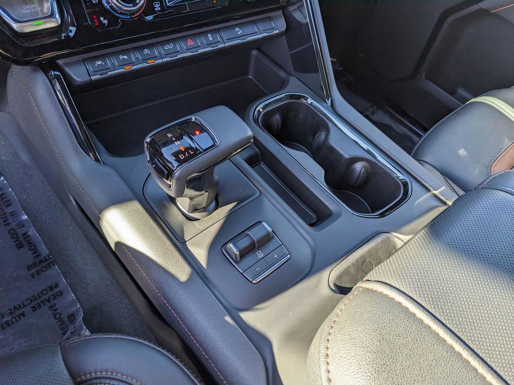 Used 2025 GMC Sierra 1500 AT4 image 27