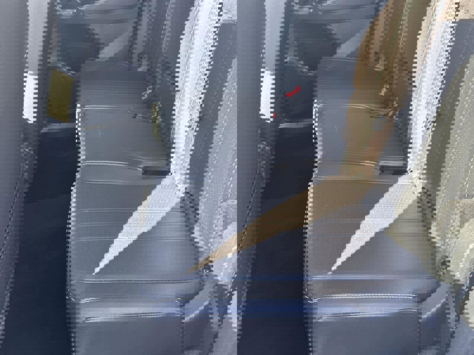 Used 2022 Volkswagen Tiguan SE image 14