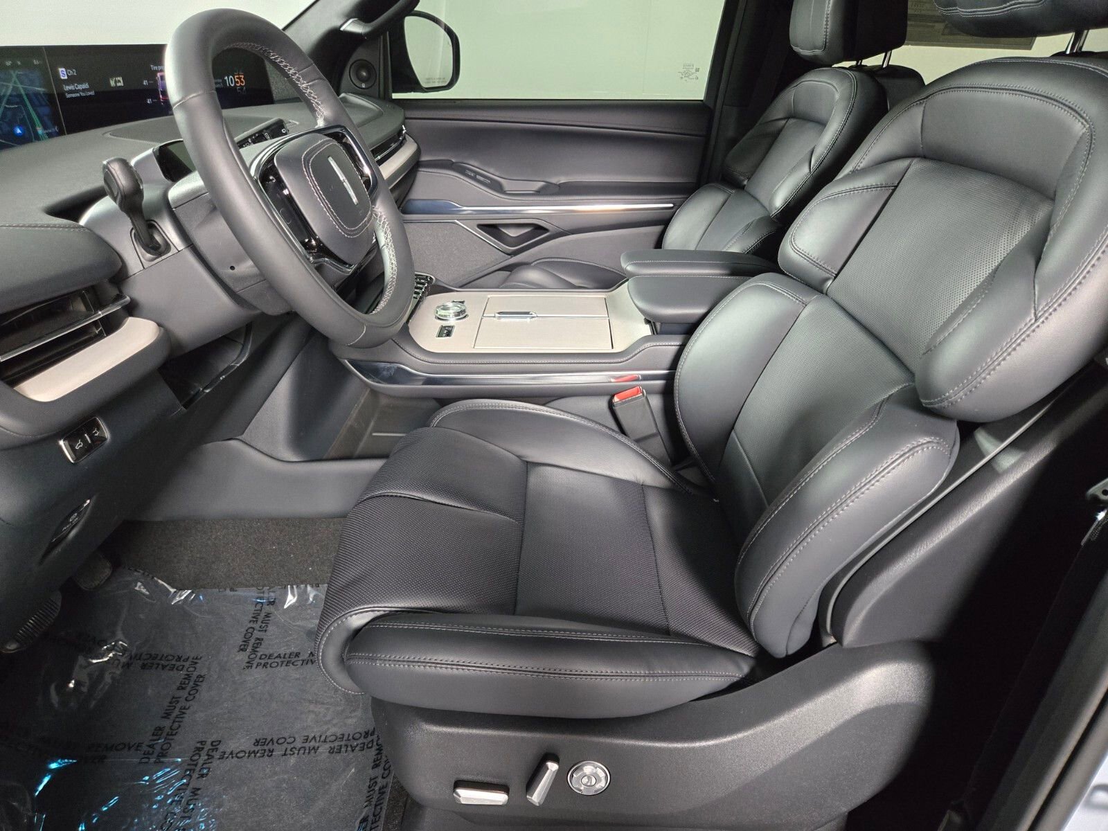 New 2026 Lincoln Navigator L Reserve w/ Jet Appearance Package AWD/4WD image 13