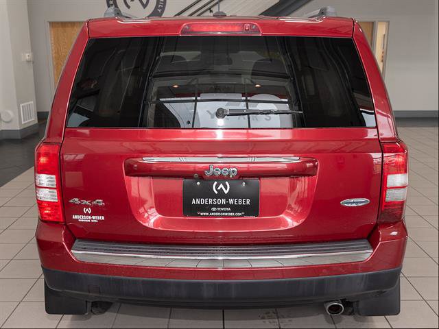 Used 2016 Jeep Patriot High Altitude AWD/4WD image 18