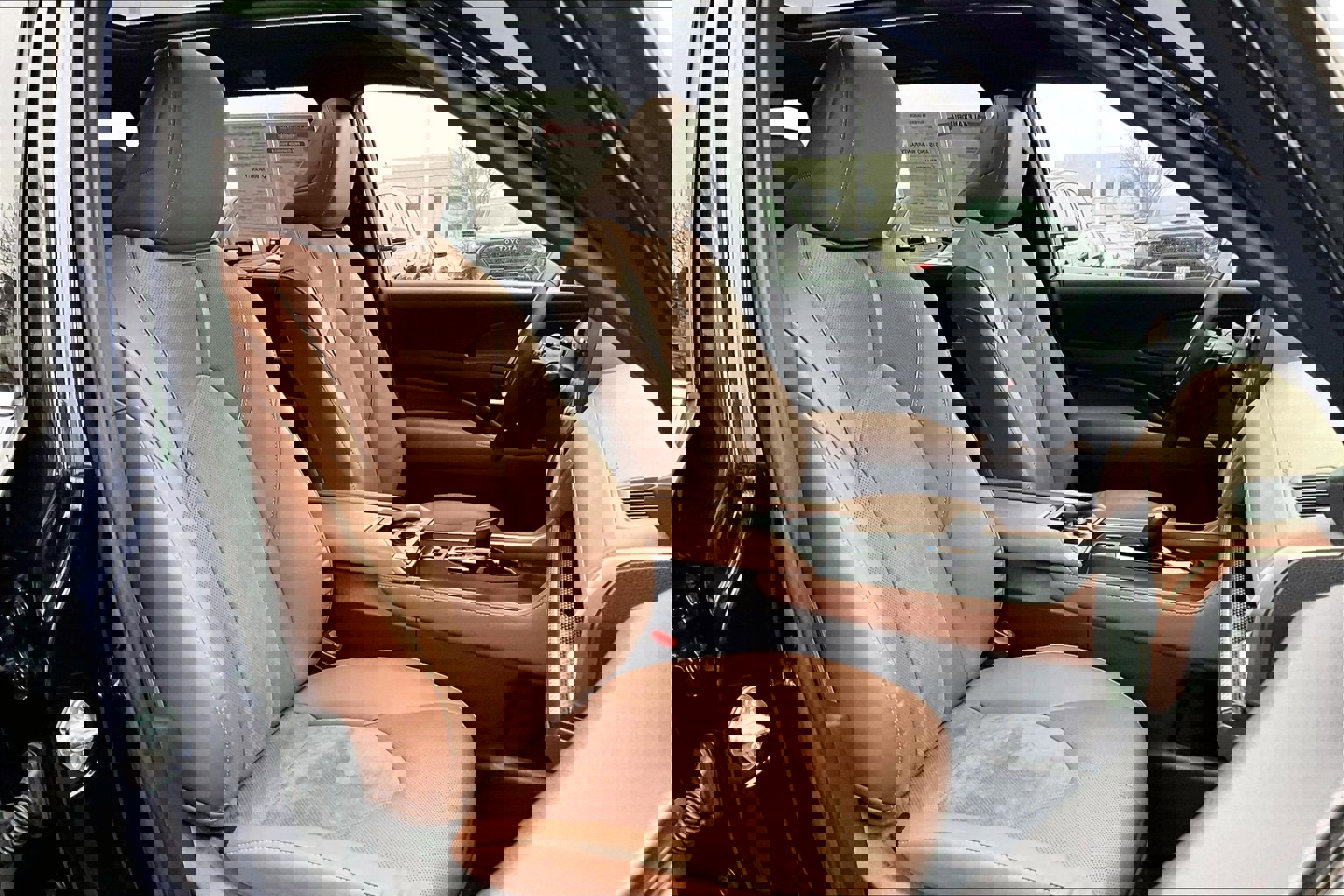 Used 2024 Toyota Grand Highlander AWD Hybrid image 7