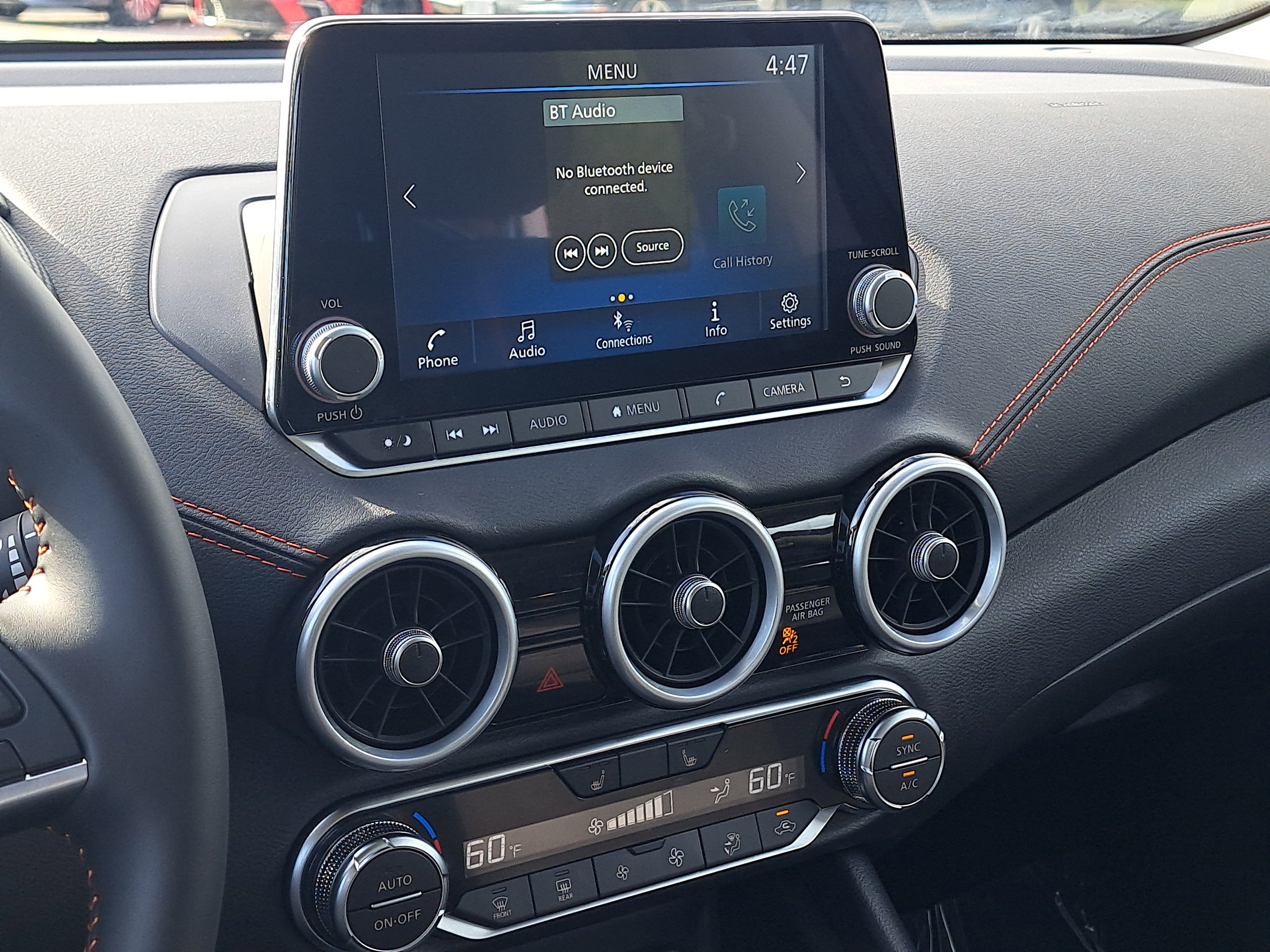 Certified 2025 Nissan Sentra SR image 25