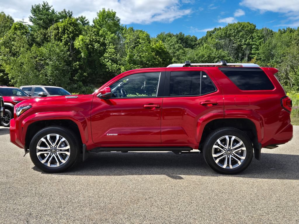 Used 2025 Toyota 4Runner Limited w/ Tow Technology Package AWD/4WD image 2