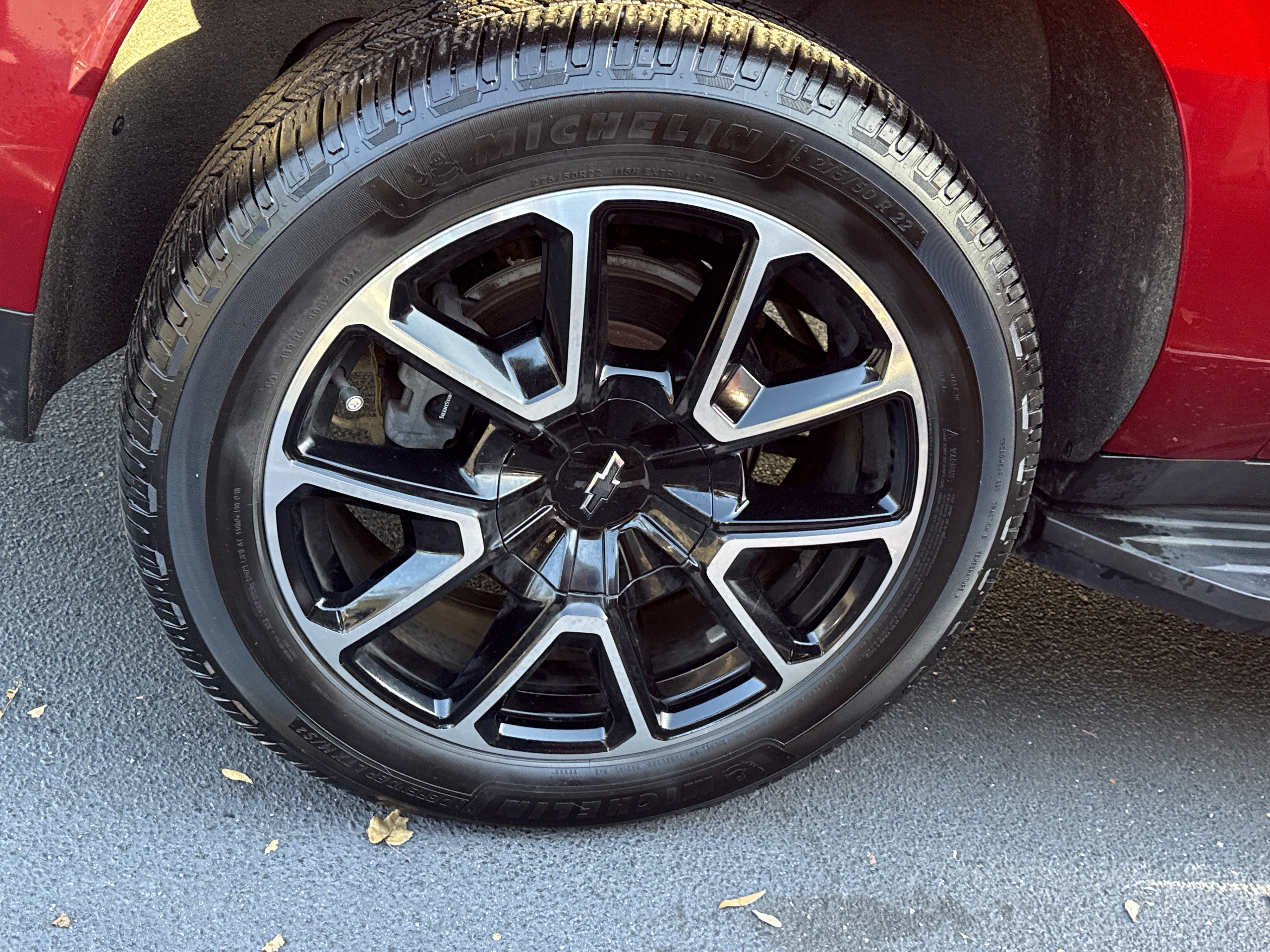 Used 2021 Chevrolet Suburban RST w/ Rear Media and Nav Package image 23