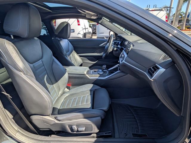 Used 2022 BMW M440i M440i w/ Premium Package image 16