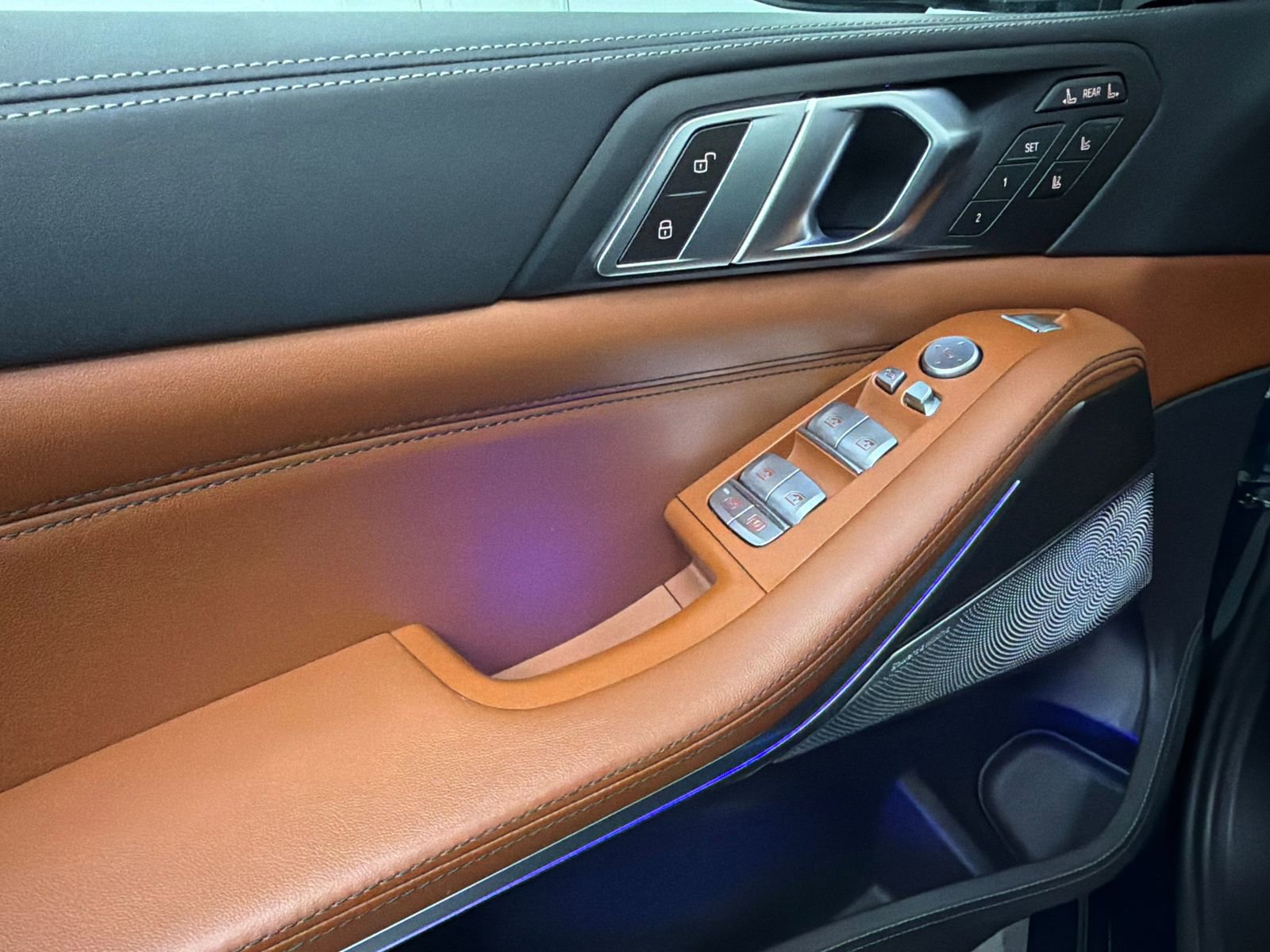 Used 2024 BMW ALPINA XB7 image 47