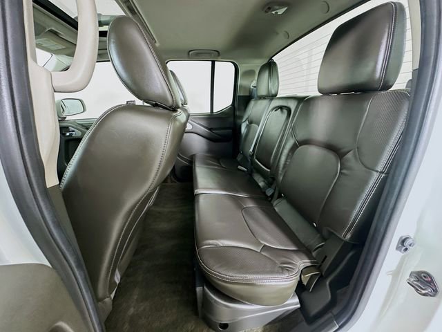 Used 2013 Nissan Frontier PRO-4X w/ Pro-4x Luxury Pkg image 29