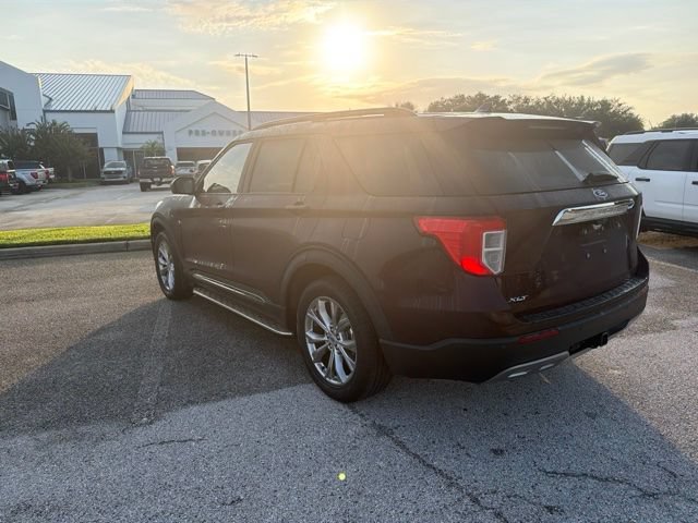 Used 2023 Ford Explorer XLT w/ Equipment Group 202A RWD image 7