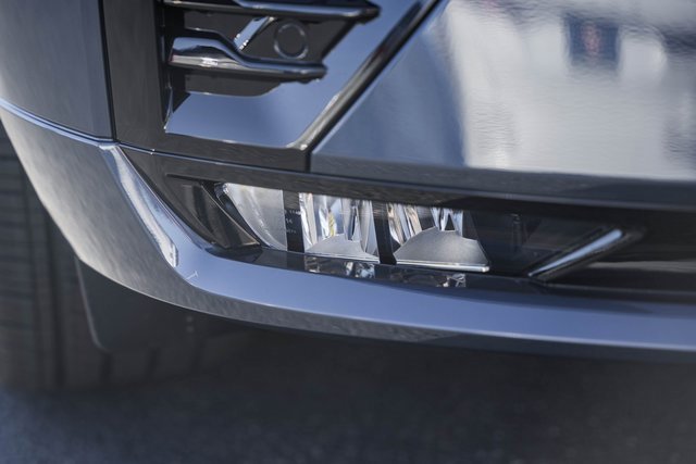 New 2026 Volvo XC60 B5 Ultra w/ Protection Package Premier image 14