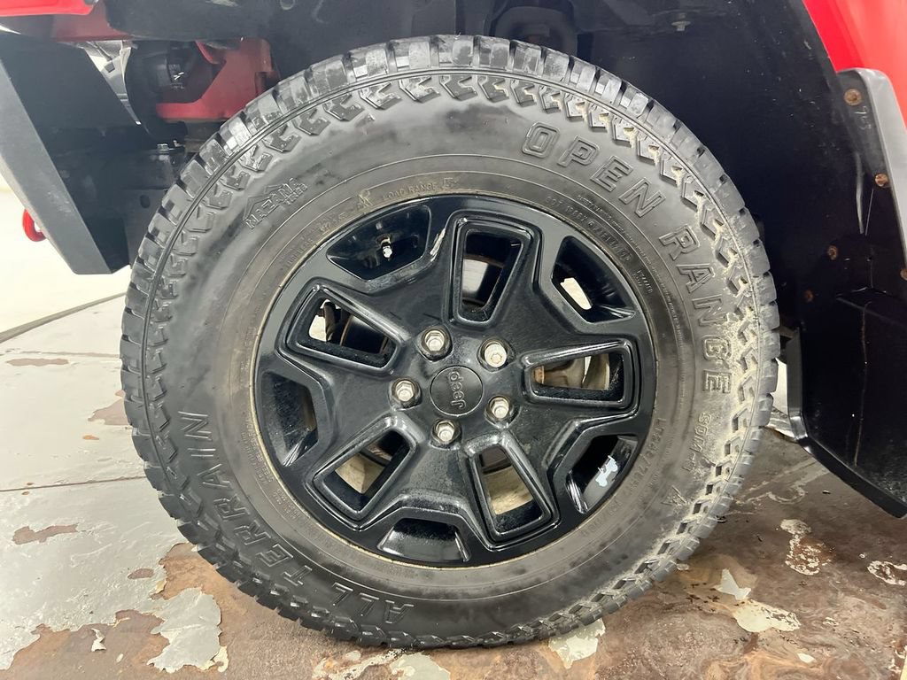 Used 2015 Jeep Wrangler Sport AWD/4WD image 25