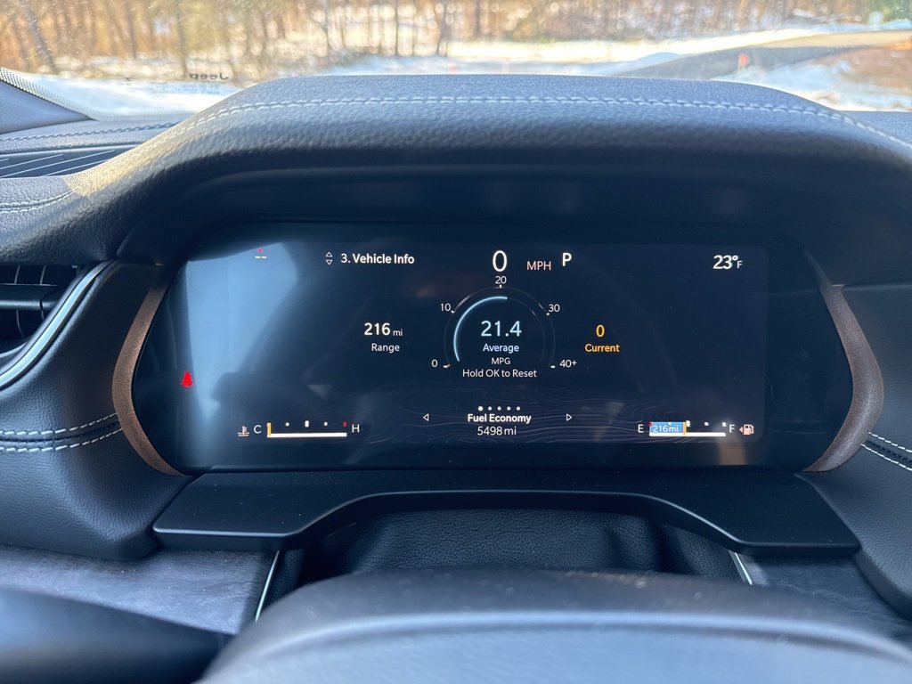 Used 2025 Jeep Grand Cherokee Limited image 13