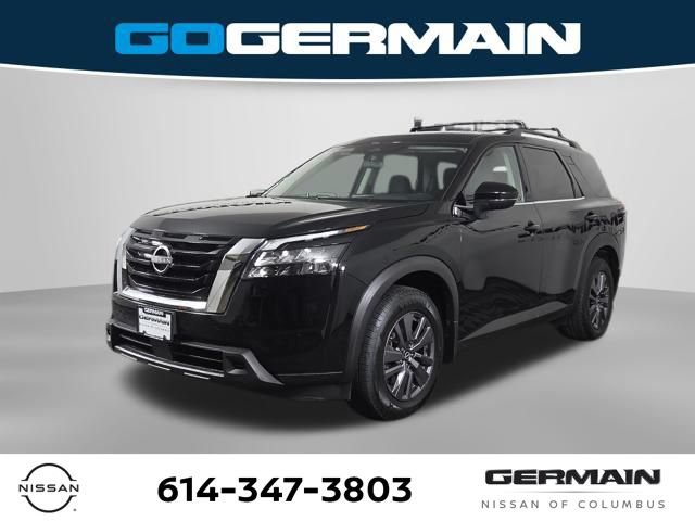 Certified 2023 Nissan Pathfinder SV w/ SV Premium Package AWD/4WD image 1