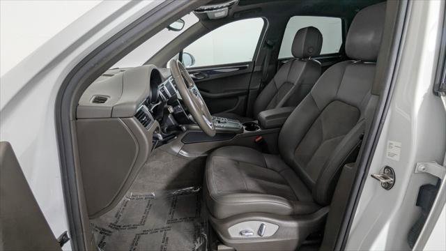 Used 2017 Porsche Macan image 14