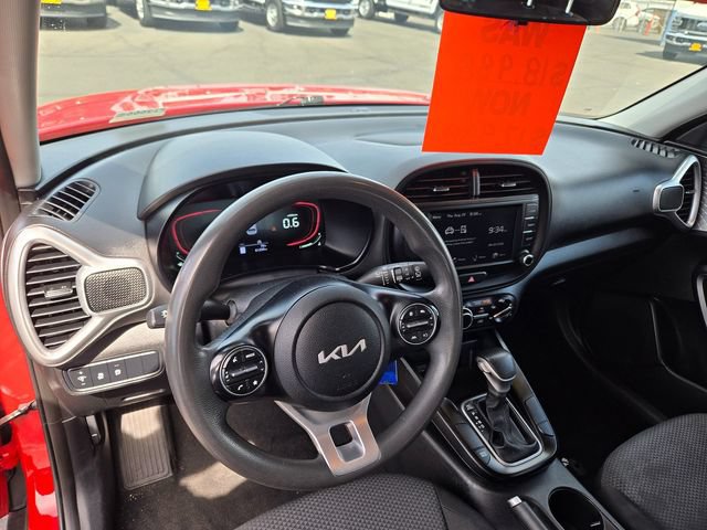 Used 2024 Kia Soul LX FWD image 6