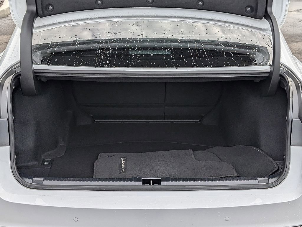 Used 2024 Lexus IS 350 F Sport image 14