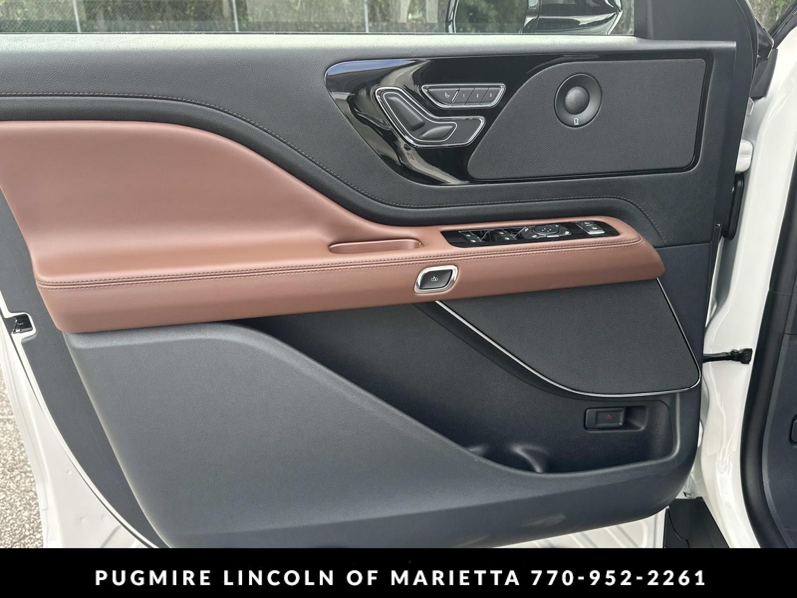 New 2026 Lincoln Aviator Reserve RWD image 10