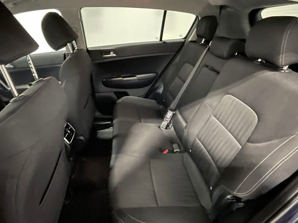 Used 2020 Kia Sportage LX image 20