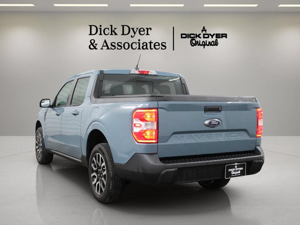 Used 2022 Ford Maverick Lariat FWD image 9