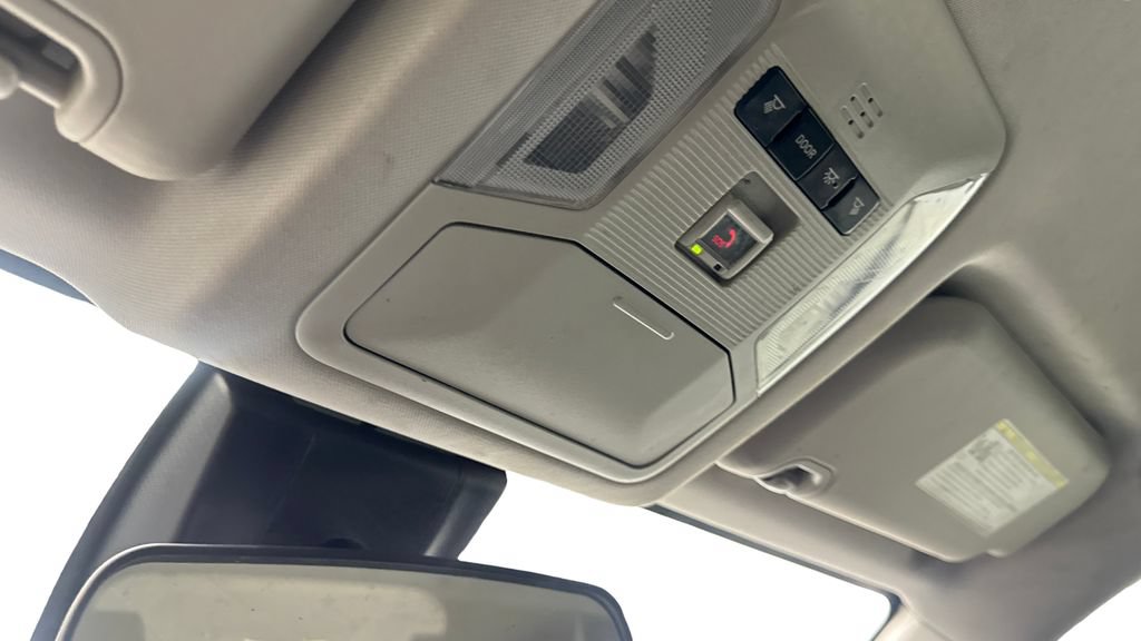 Used 2021 Toyota RAV4 LE FWD image 71