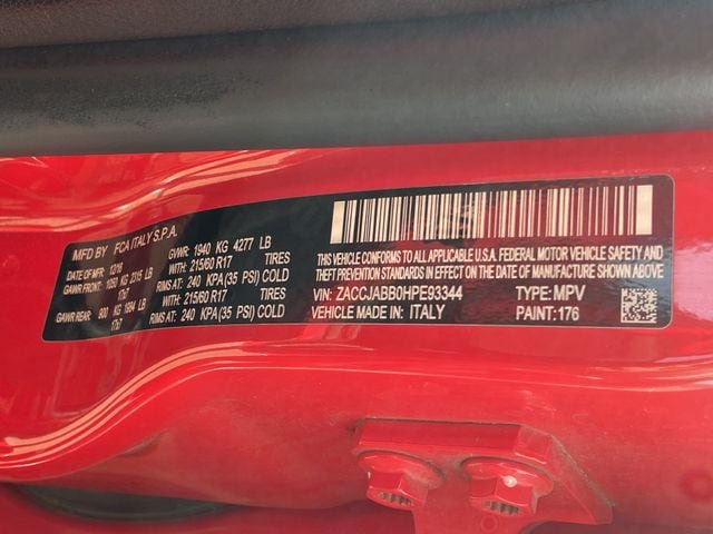 Used 2017 Jeep Renegade Latitude FWD image 29